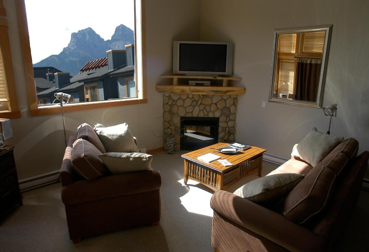 Apartment 407, Contemporary Decor Canmore Eksteriør billede