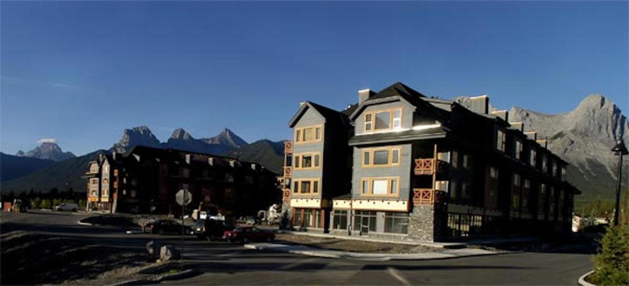 Apartment 407, Contemporary Decor Canmore Eksteriør billede